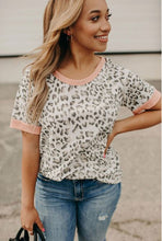 Load image into Gallery viewer, Pink Trim Leopard Tee
